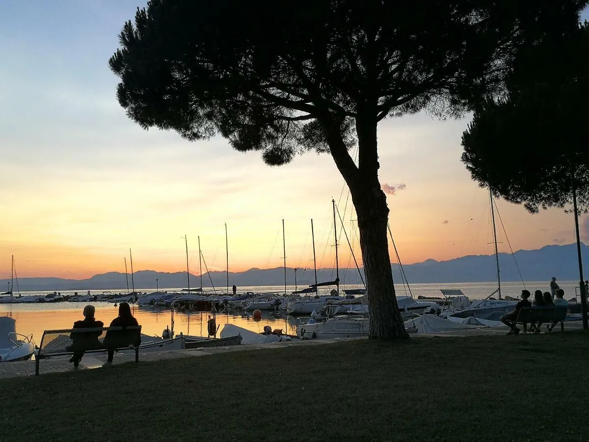 Holiday home Villetta Sol Cola  Italy